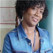 Licenciada en pedagogía infantil imparte clases para niños de primaria